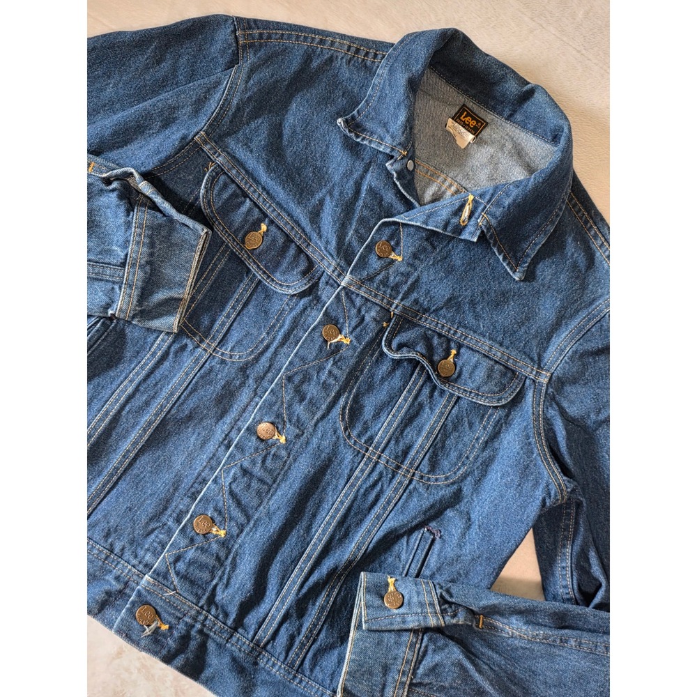 Vintage Lee Denim Trucker Jacket 220-2647 Mens 42L Dark Wash Made in USA 70s 80s